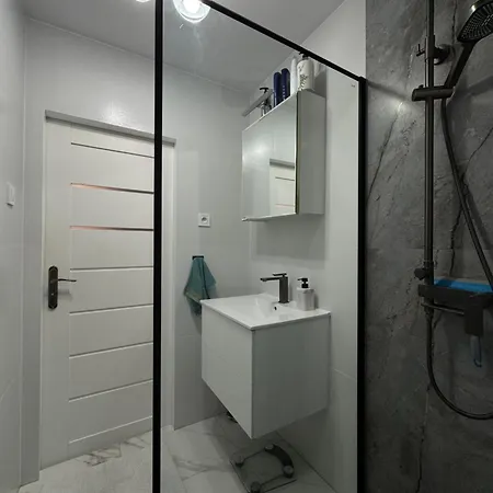 Апартаменты -jak W Domu- 60m2 Centrum Katowic 10km
